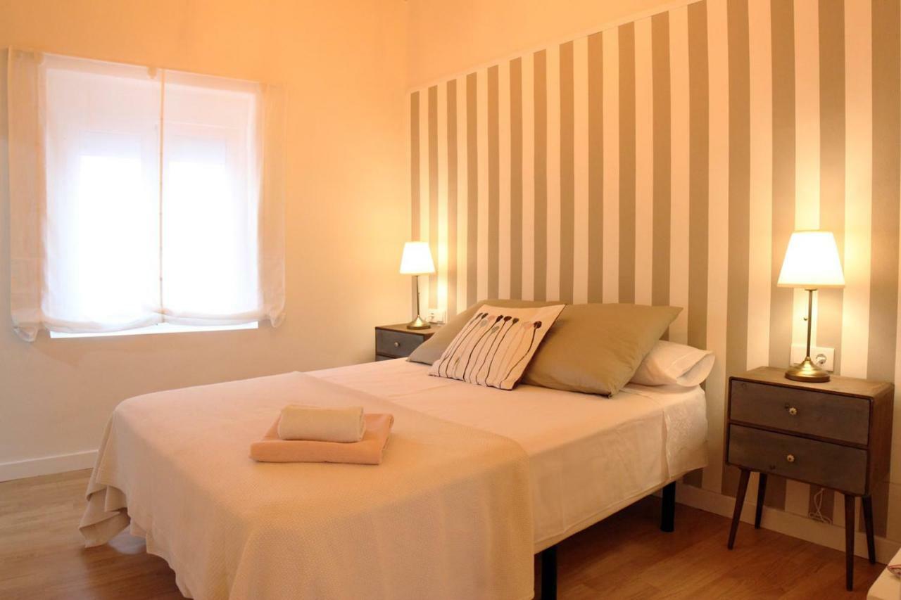 Aplus Apartamentos, Old Town Benidorm Bagian luar foto