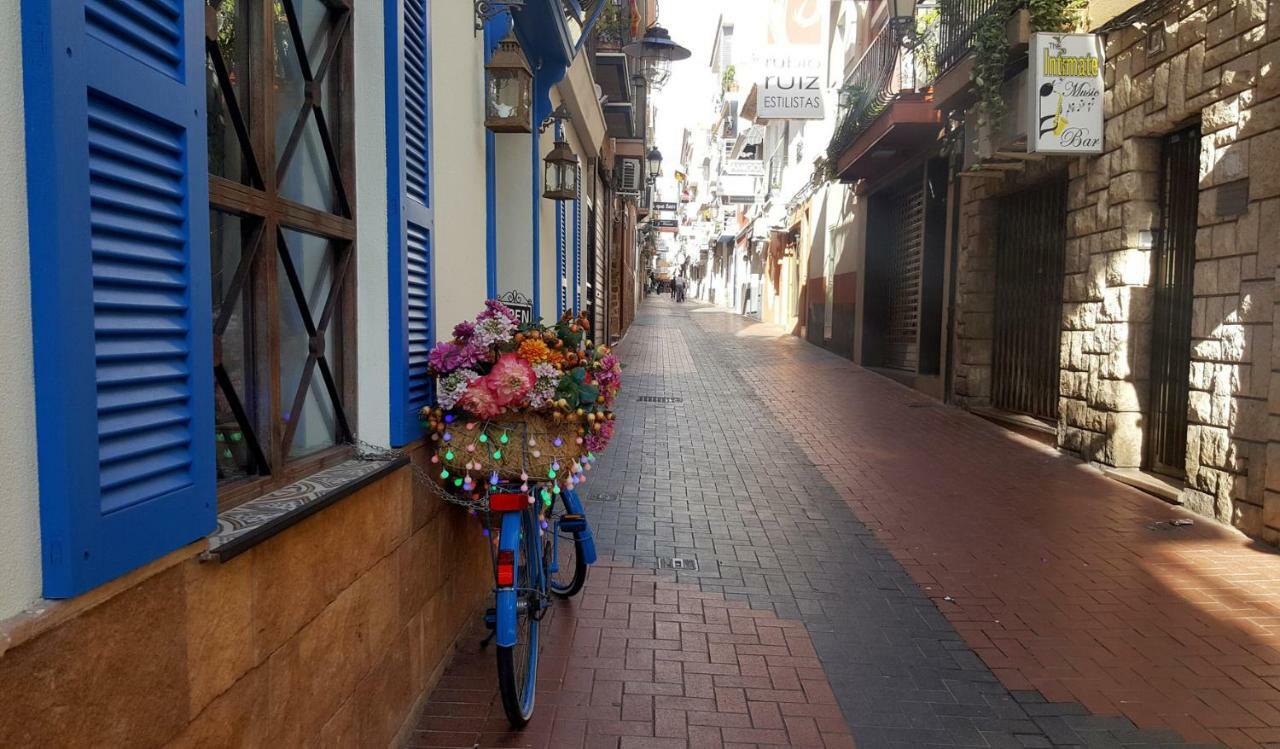 Aplus Apartamentos, Old Town Benidorm Bagian luar foto